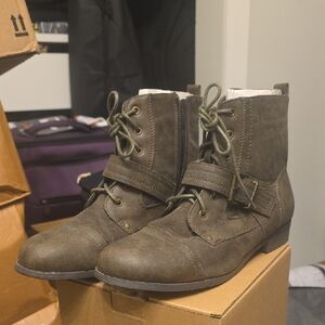 Women's Brown Lace-Up Boots